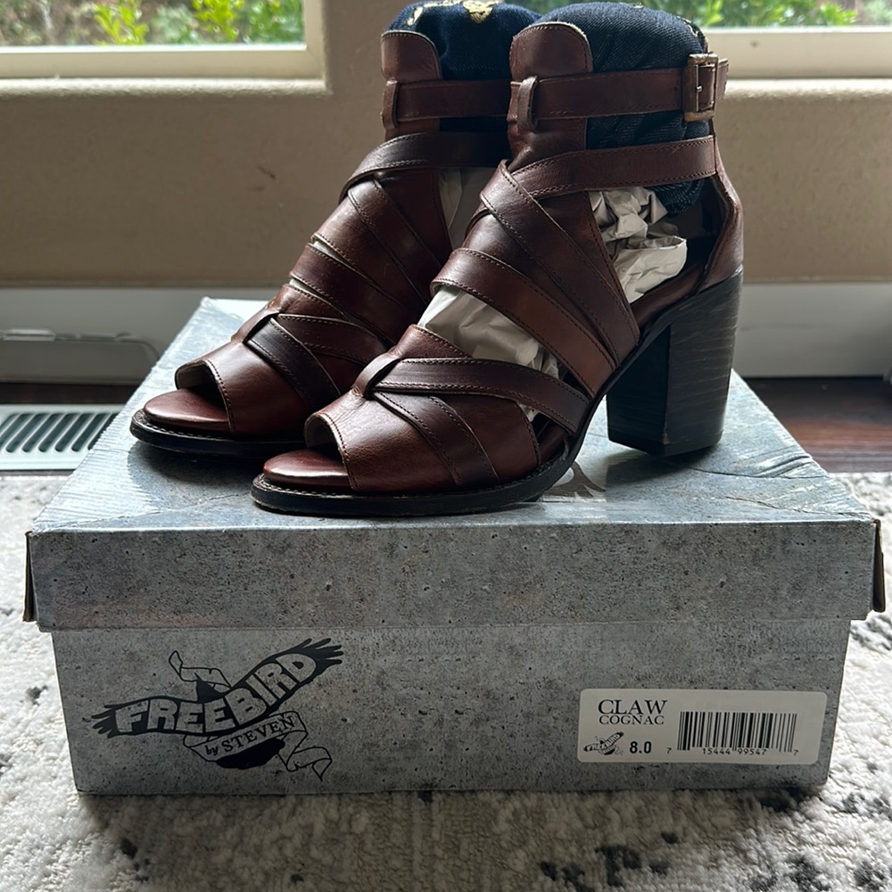 Freebird Claw Cognac Heeled Sandals